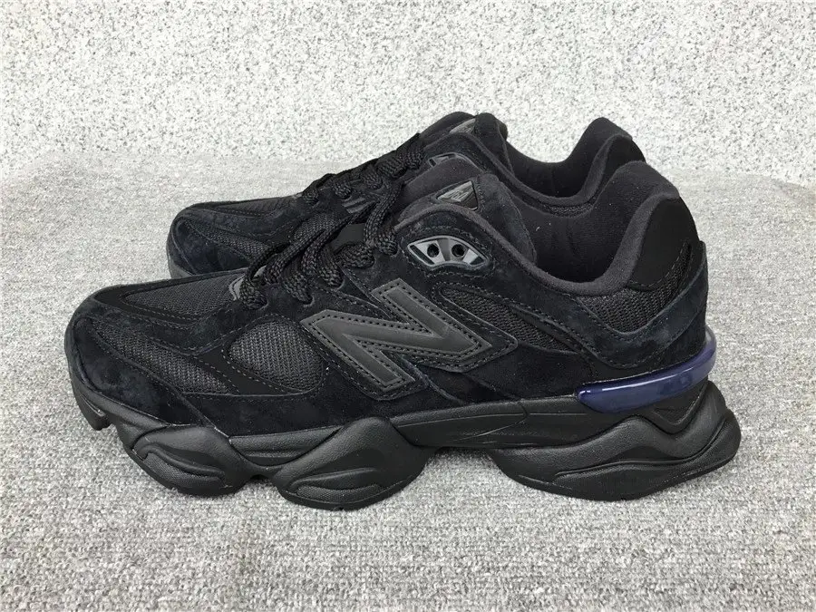 New Balance 9060 Sneakers