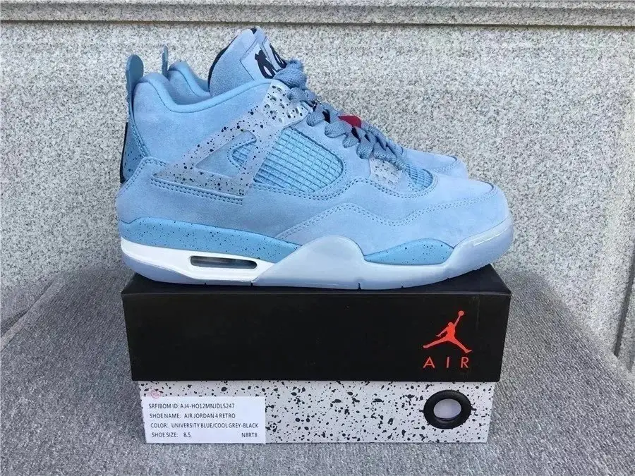 Air Jordan 4 Sneakers [33+ Styles] 3