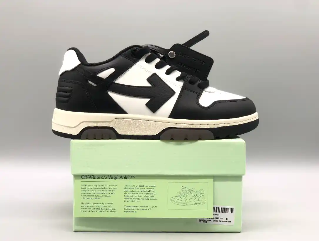 Off-White c/o Virgil Abloh B22 Sneakers 3